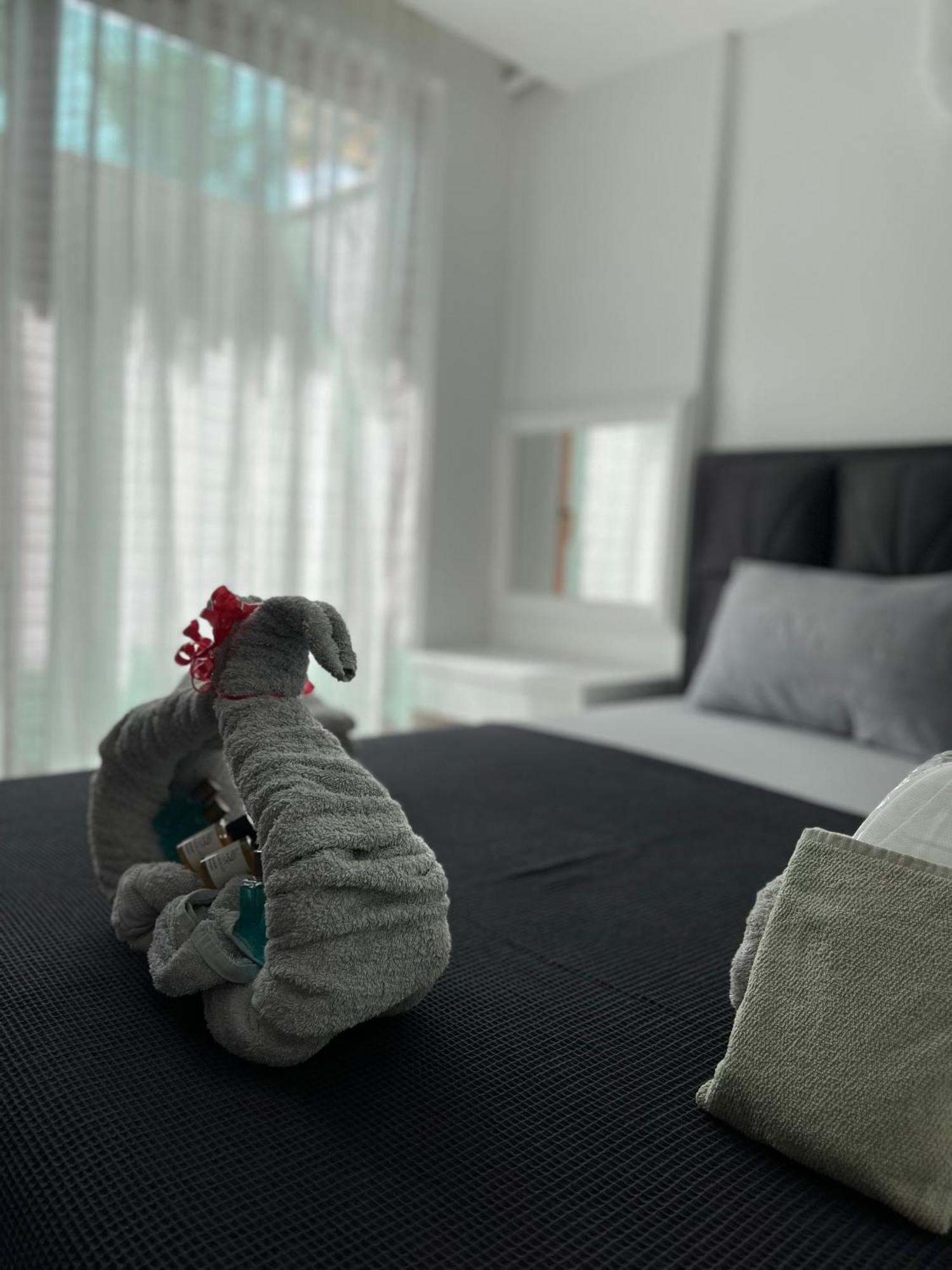 Gardenya Lara Suit Hotel Antalya Kültér fotó